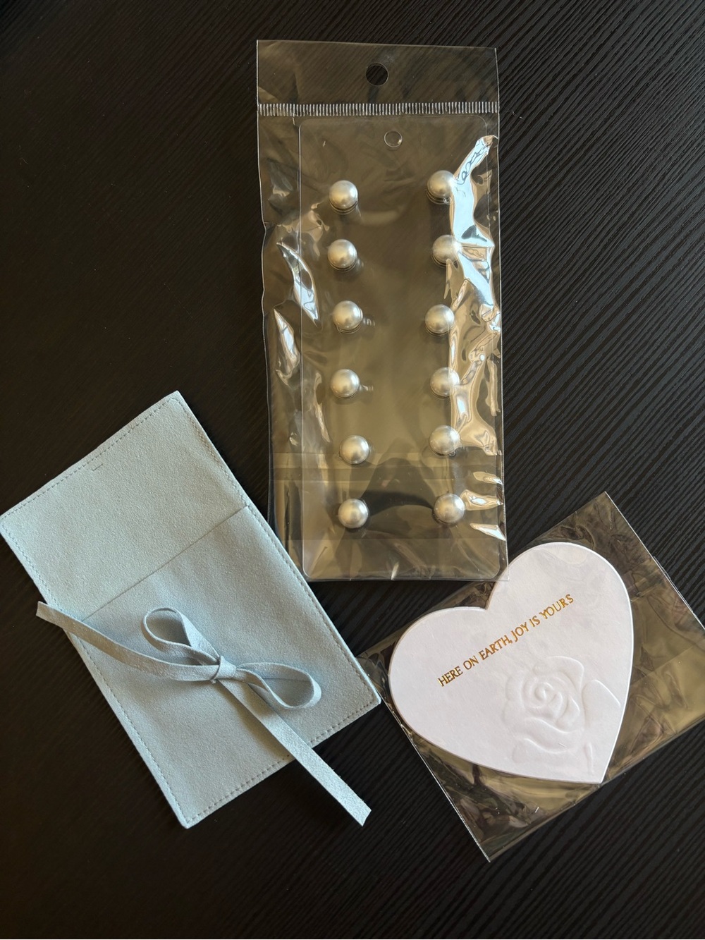 NIB Set of Pearl Stud Veil Weights Wedding Dress